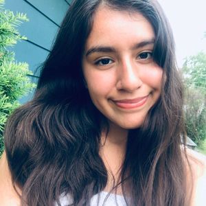 Meet your Posher, Anahi